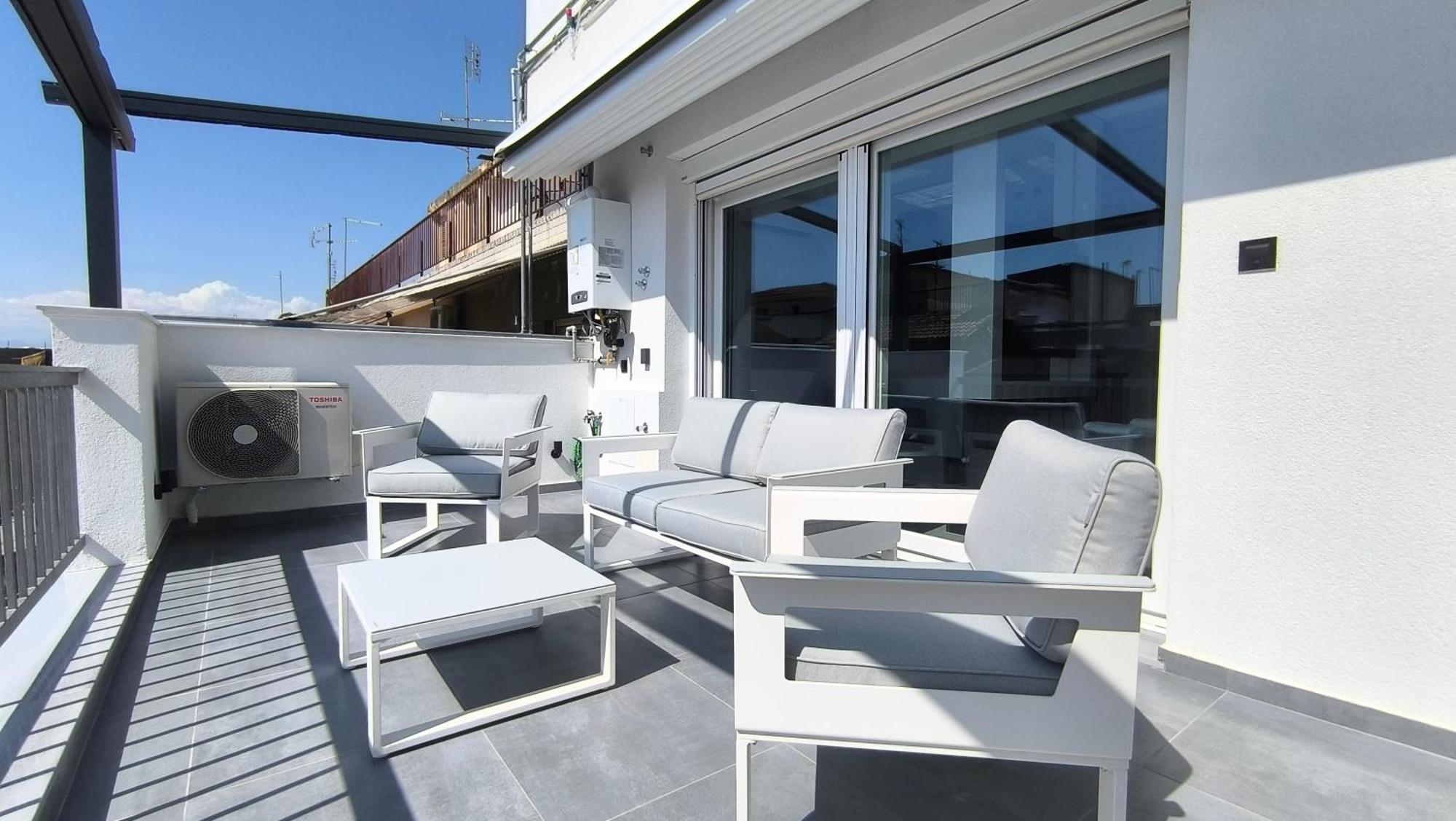 Larisa Absolute Suites, Sky View Smart Home Eksteriør bilde