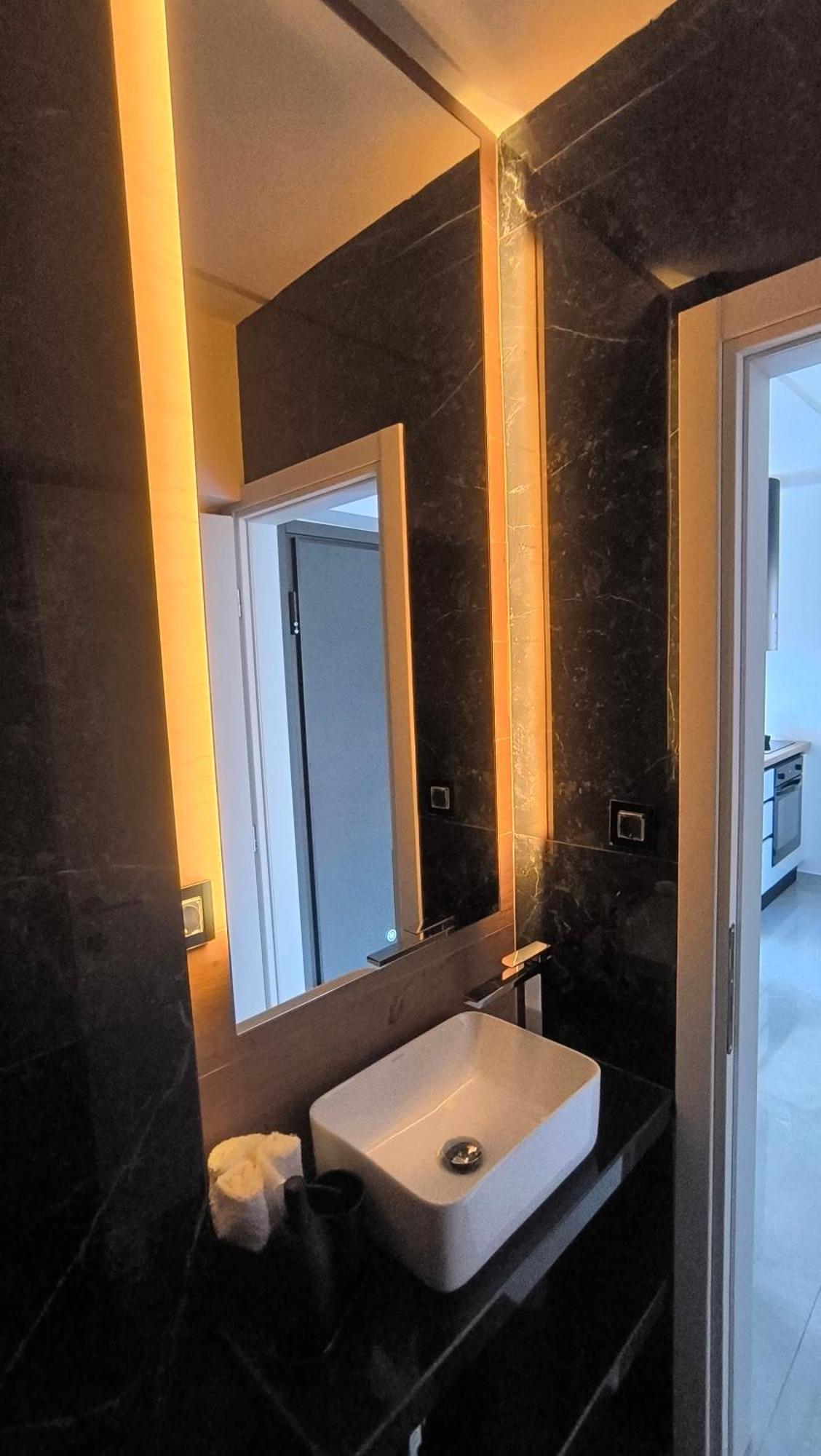Larisa Absolute Suites, Sky View Smart Home Eksteriør bilde